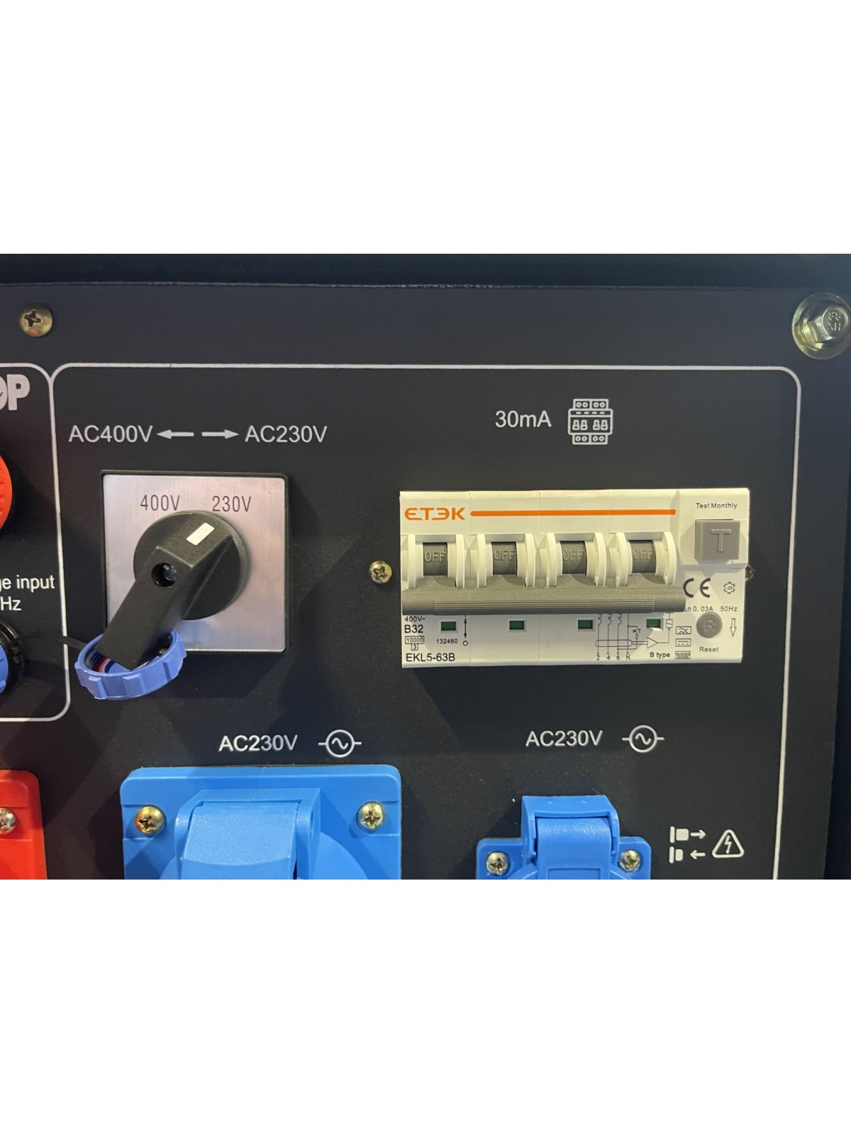 Generador Diésel de 8kVA KOMPAK KD8000SET-CAMO-B - Ademax España