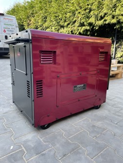 Generador Trifasico FULL POWER de 8kVA Diesel Ai-Power APD9500Q ADEMAX edition de 8kVA  OUTLET