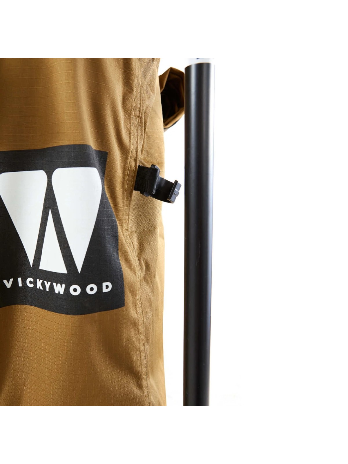 Espacio de tienda para toldo VICKYWOOD marrón dorado - Ademax España